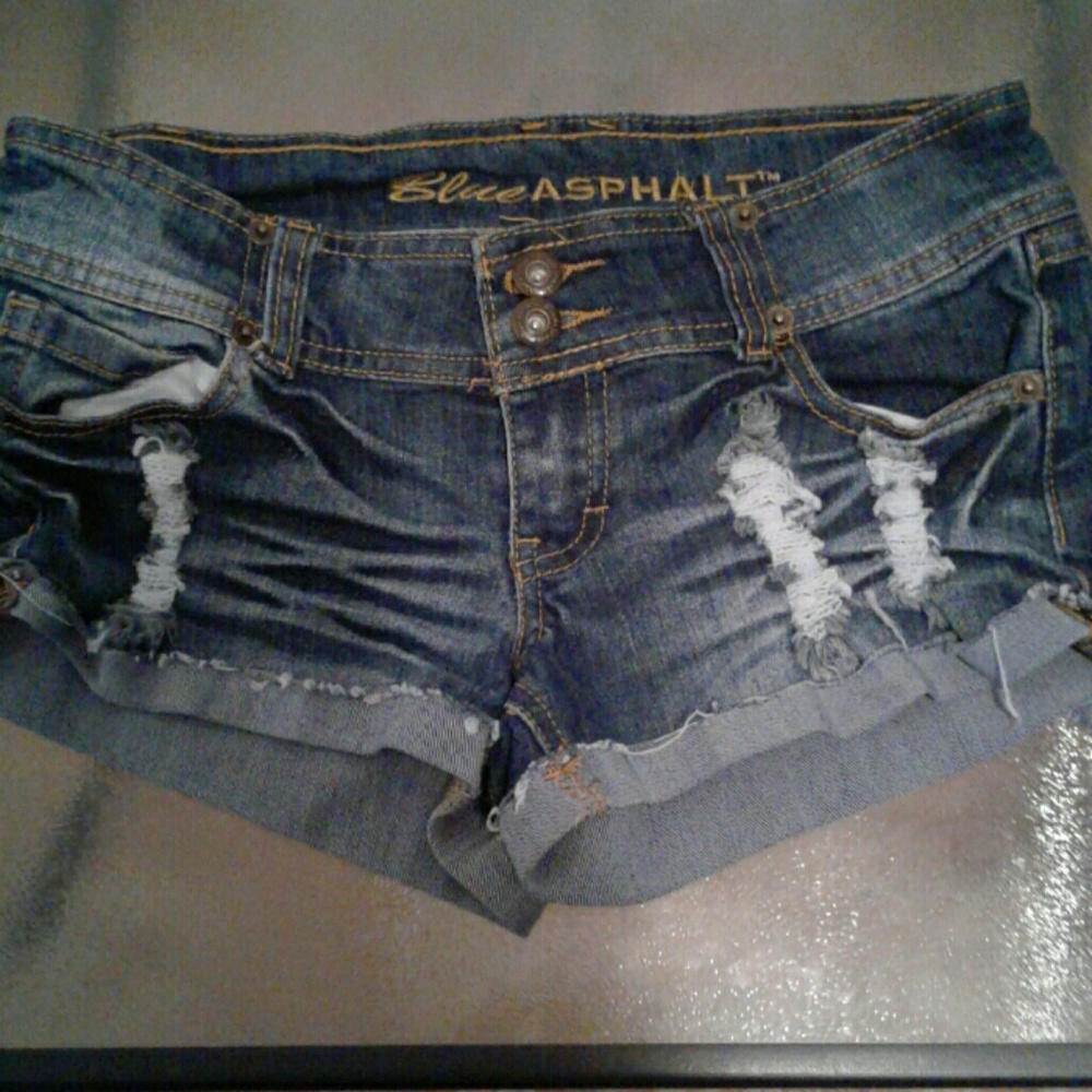 Sexy super mini shorts...